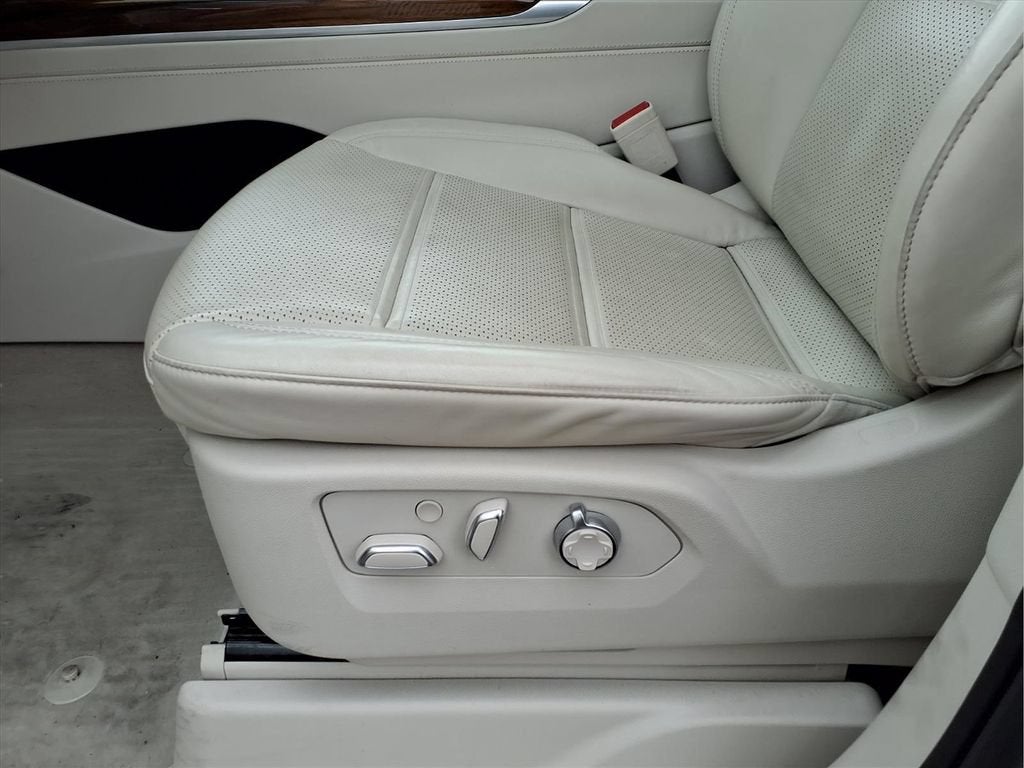 2025 Cadillac Escalade ESV Premium Luxury Platinum