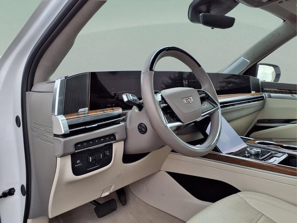 2025 Cadillac Escalade ESV Premium Luxury Platinum