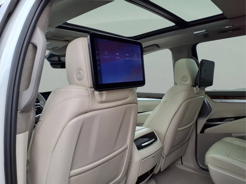 2025 Cadillac Escalade ESV Premium Luxury Platinum