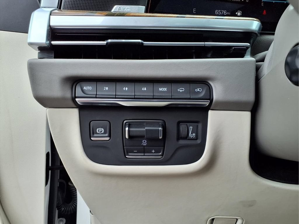 2025 Cadillac Escalade ESV Premium Luxury Platinum