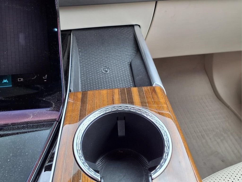2025 Cadillac Escalade ESV Premium Luxury Platinum