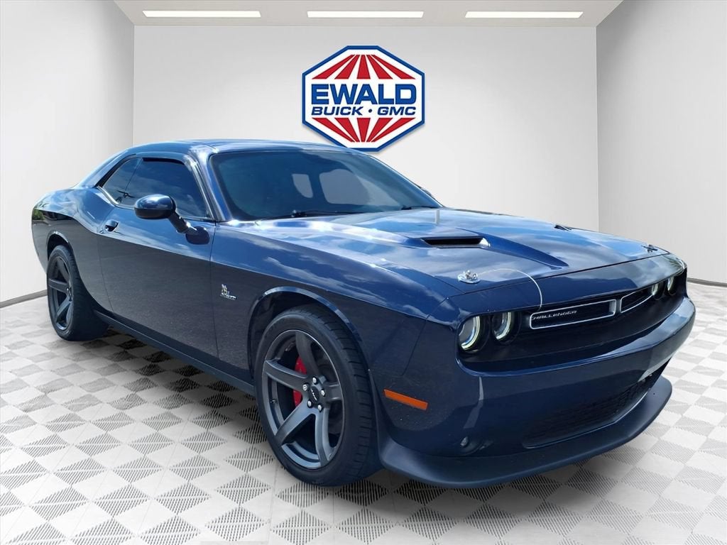 2016 Dodge Challenger R/T
