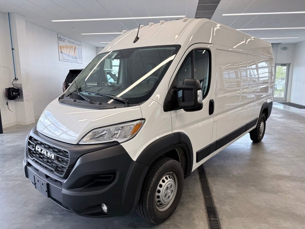 2026 RAM ProMaster Cargo Van Tradesman