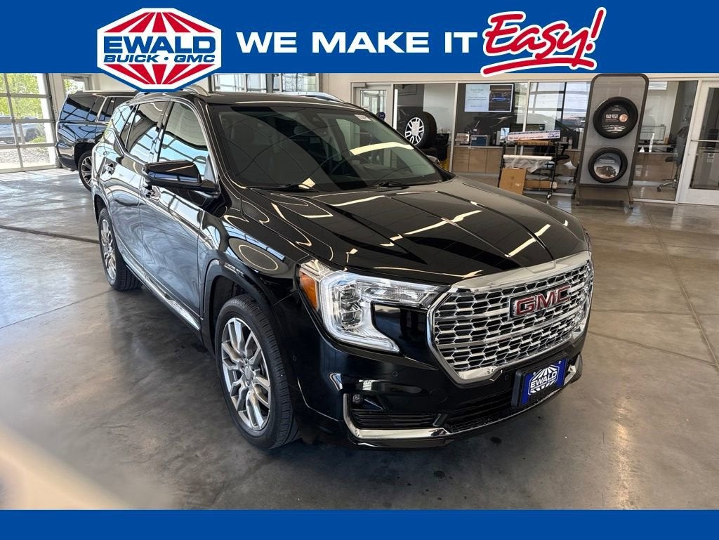 2024 GMC Terrain Denali AWD's photo