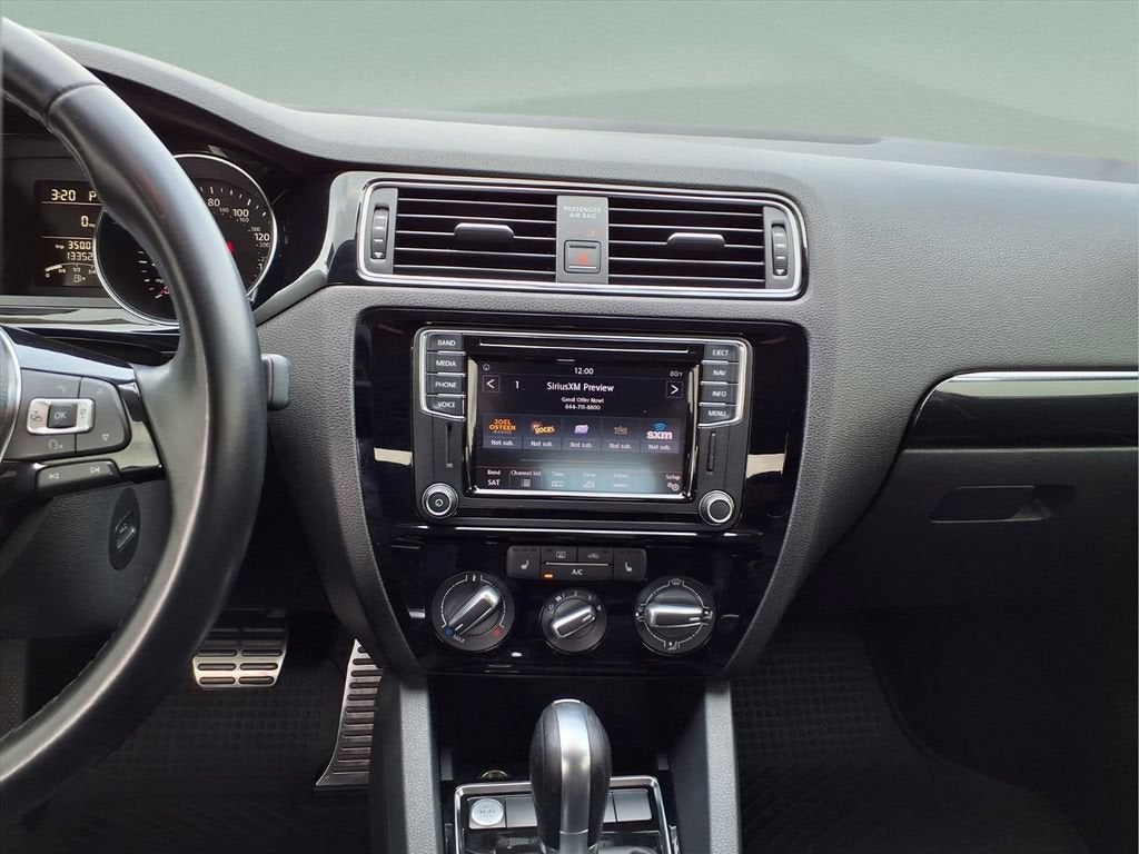 2016 Volkswagen Jetta 1.8T SEL