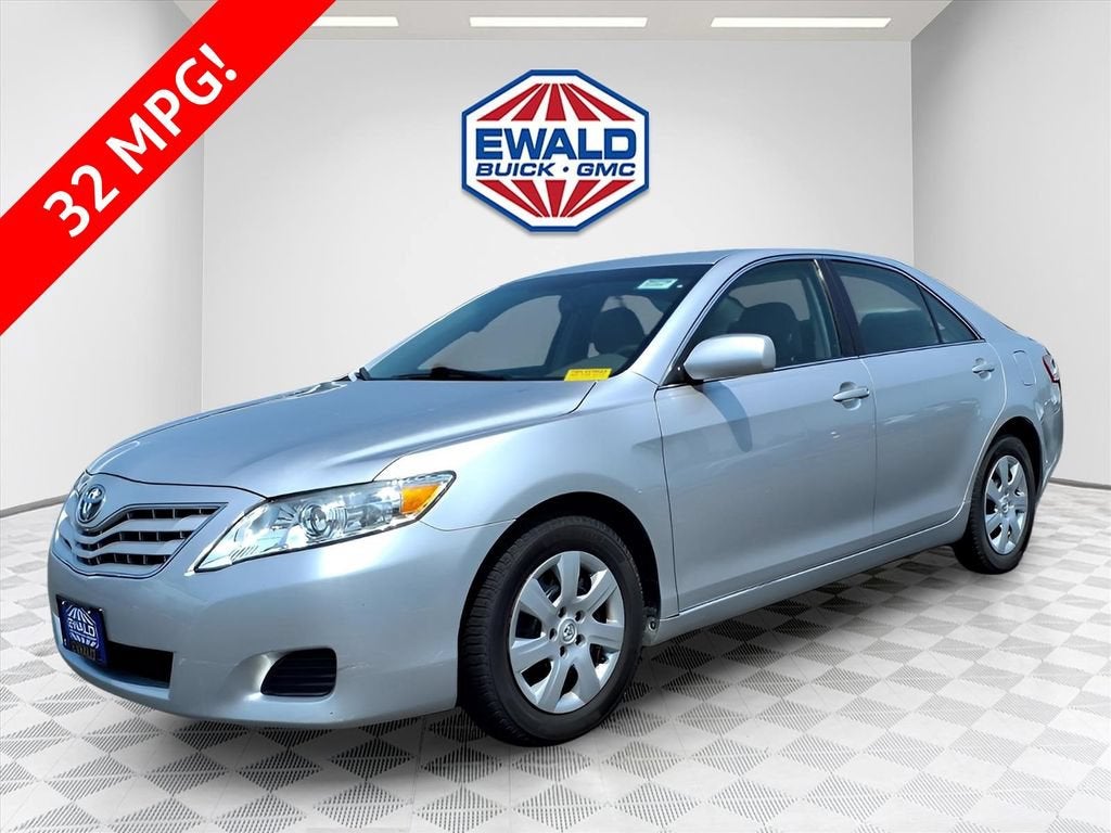 2011 Toyota Camry LE