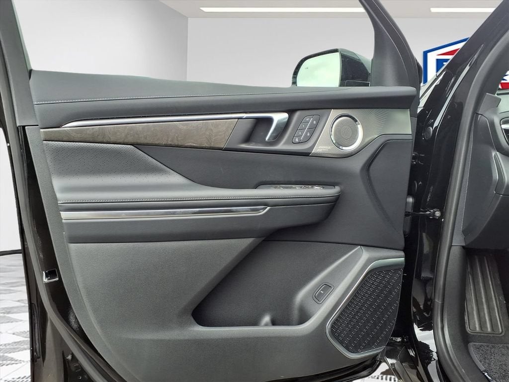 2027 Buick Enclave Avenir
