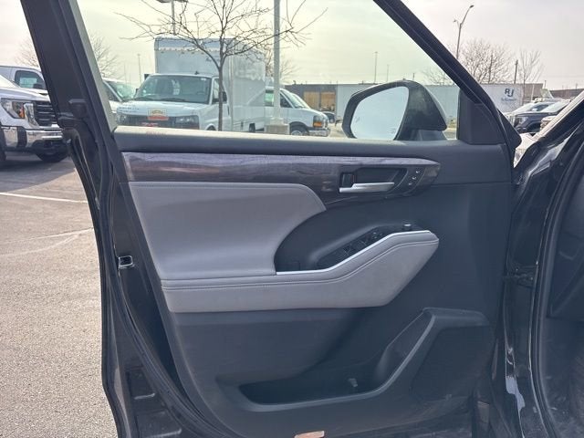 2020 Toyota Highlander Platinum