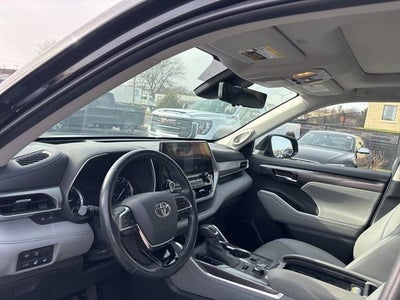 2020 Toyota Highlander Platinum