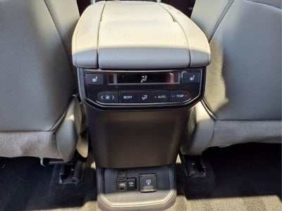2020 Toyota Highlander Platinum
