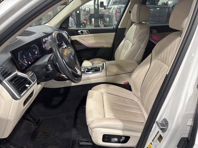 2024 BMW X7 xDrive40i