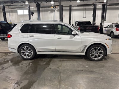 2024 BMW X7 xDrive40i