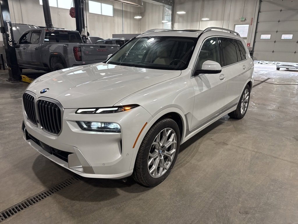2024 BMW X7 xDrive40i