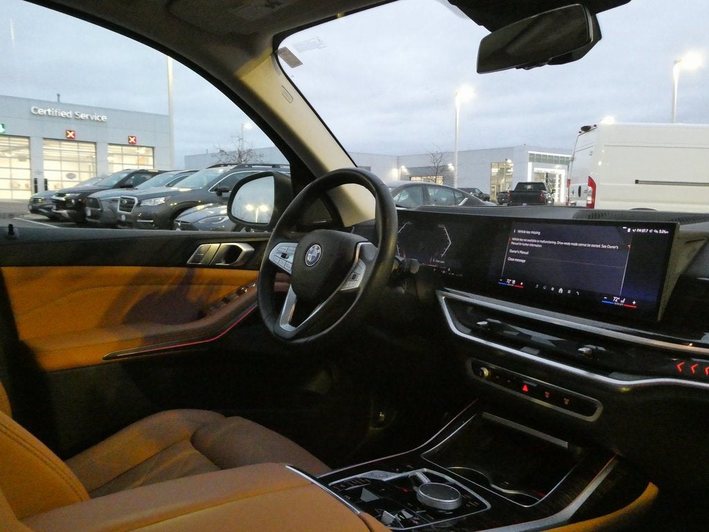 2026 BMW X7 xDrive40i