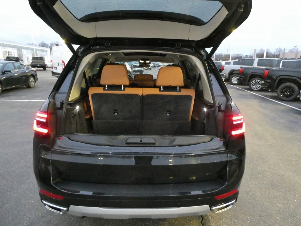 2026 BMW X7 xDrive40i