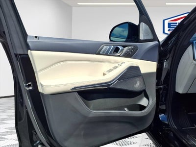 2022 BMW ALPINA XB7 ALPINA XB7