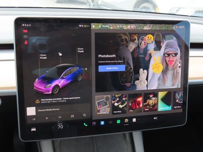 2022 Tesla Model 3 Long Range Dual Motor All-Wheel Drive