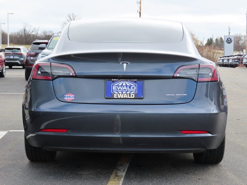 2022 Tesla Model 3 Long Range Dual Motor All-Wheel Drive