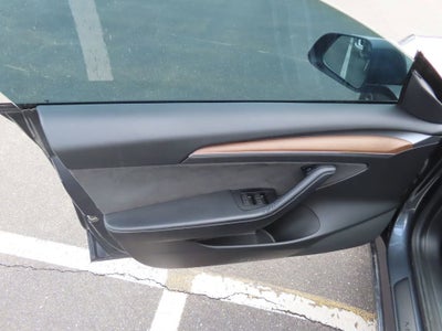 2022 Tesla Model 3 Long Range Dual Motor All-Wheel Drive