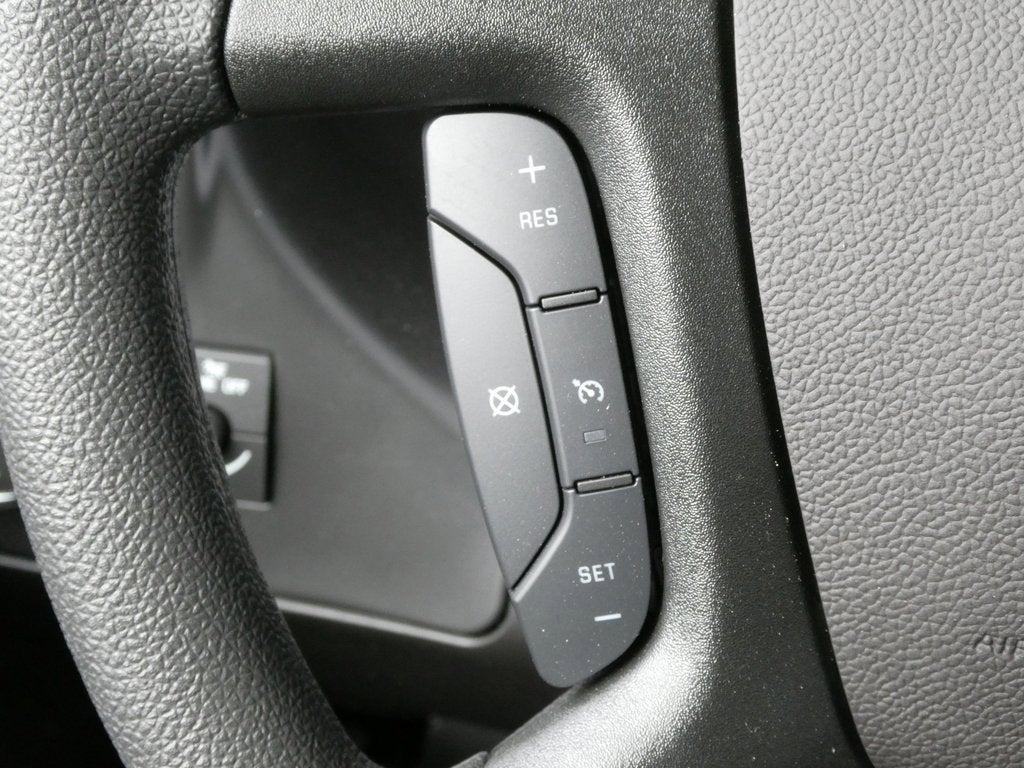 2025 GMC Savana Cutaway 3500 1WT