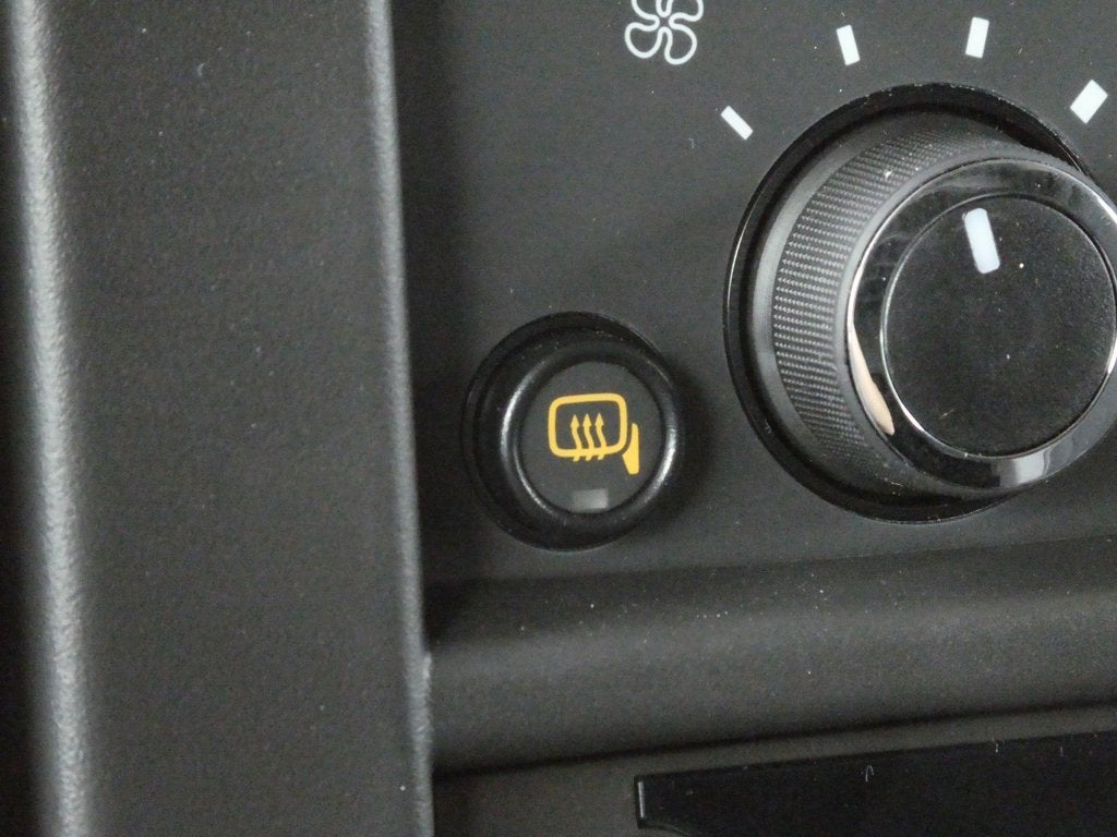 2025 GMC Savana Cutaway 3500 1WT