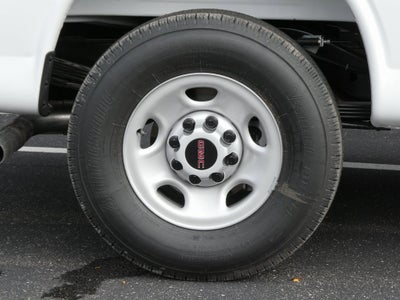 2025 GMC Savana Cutaway 3500 1WT