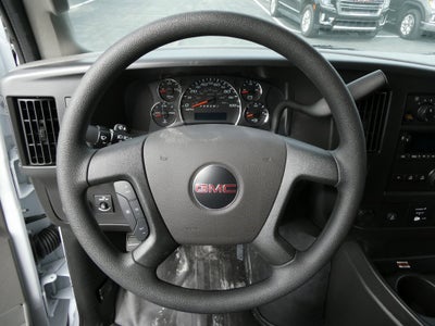 2025 GMC Savana Cutaway 3500 1WT