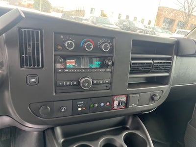 2025 GMC Savana Cutaway 3500 1WT