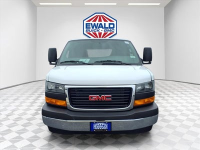 2026 GMC Savana Cutaway 3500 1WT