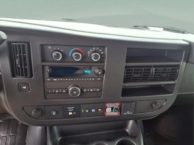 2026 GMC Savana Cutaway 3500 1WT
