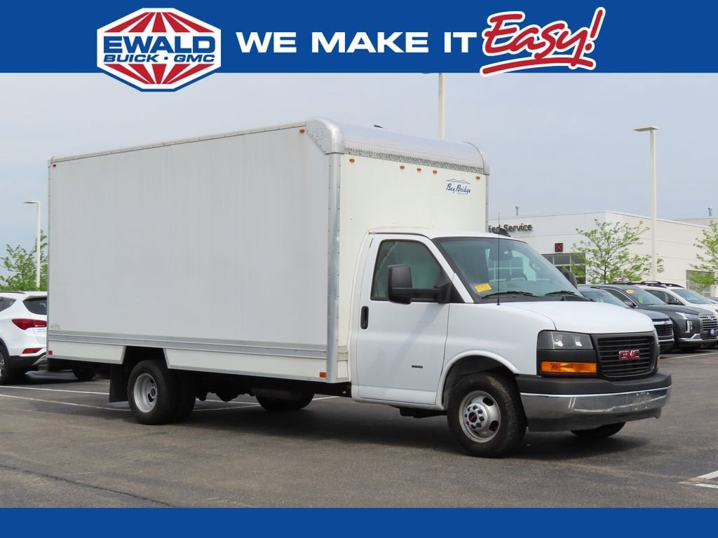 2024 GMC Savana Cutaway 3500 Work Van