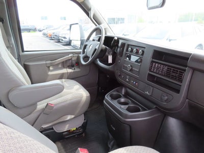 2024 GMC Savana Cutaway 3500 Work Van