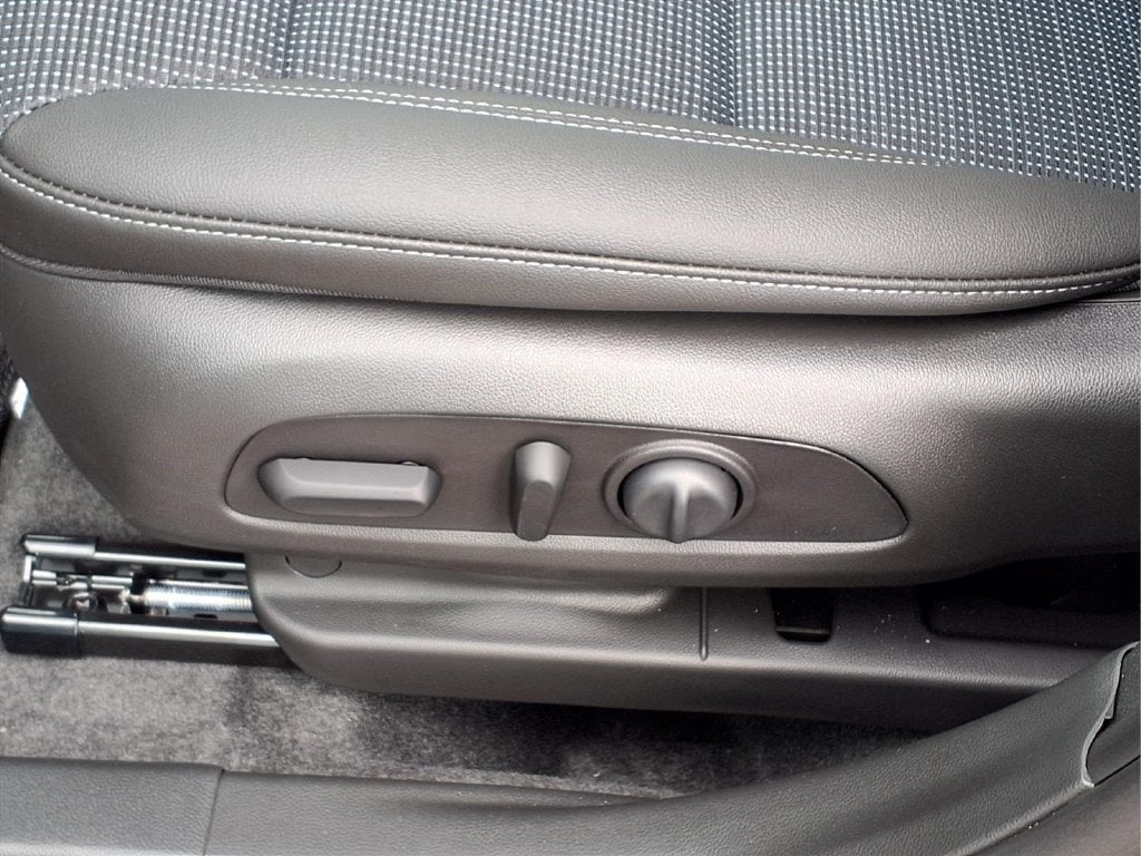 2026 Buick Envista Preferred - Photo 13