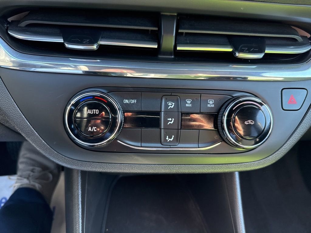 2025 Buick Envista Preferred