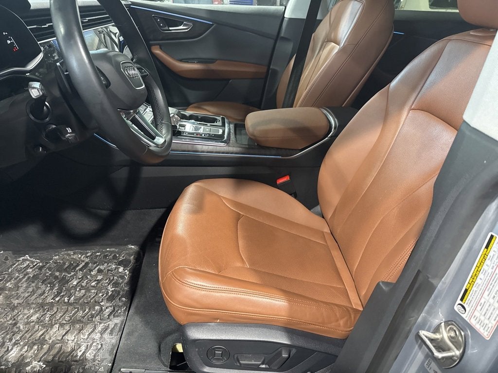 2022 Audi Q8 Premium Plus