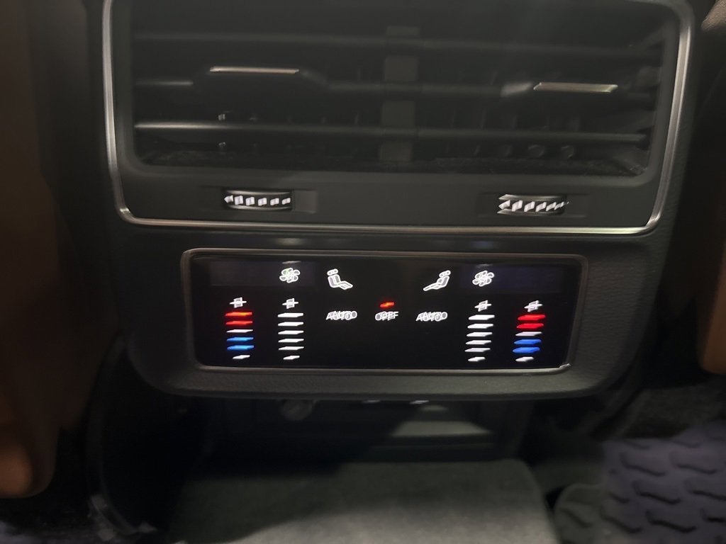 2022 Audi Q8 Premium Plus