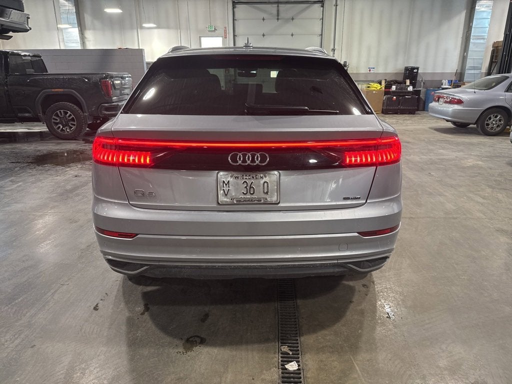 2022 Audi Q8 Premium Plus